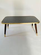 Vintage bijzettafeltje, retro salontafel, 50 tot 100 cm, Ophalen of Verzenden, Minder dan 50 cm, Rechthoekig