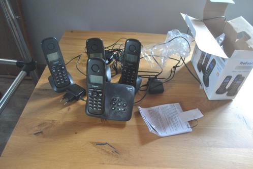 Telefoon, Profoon gigaset A270a + PDX-300 triple, Telecommunicatie, Vaste telefoons | Handsets en Draadloos, Gebruikt, 4 handsets of meer