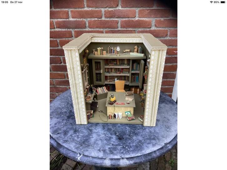 ** BLACK WEEKEND  BOEKENWINKEL - tje  Nu € 30,=, Verzamelen, Poppenhuizen en Toebehoren, Ophalen of Verzenden