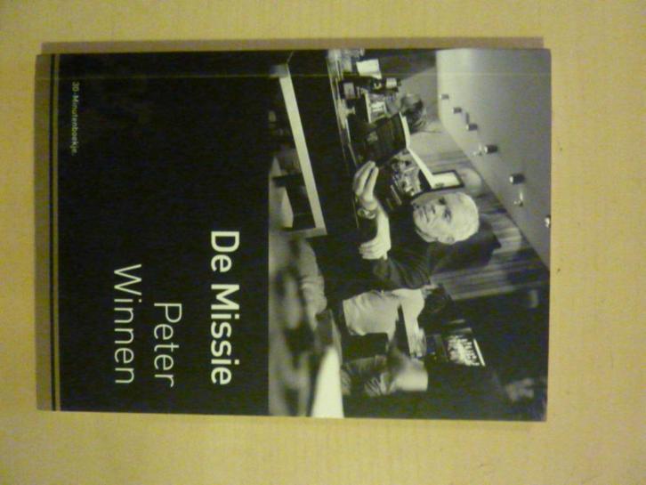 Peter Winnen - De missie [Hertog Jan], Boeken, Overige Boeken, Zo goed als nieuw, Ophalen of Verzenden