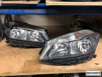 A klasse w176 h7 halogeen koplamp origineel  beschikbaar voor biedingen