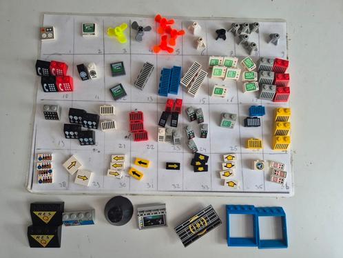 Lego onderdelen space ruimte trein  vintage resq paneel, Kinderen en Baby's, Speelgoed | Duplo en Lego, Zo goed als nieuw, Ophalen of Verzenden