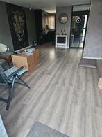 Laminaatvloer 105-120m2 - Mag Overgenomen Worden, Huis en Inrichting, Stoffering | Vloerbedekking, Ophalen, 75 m² of meer, Beige