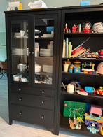 Ikea Hemnes vitrinekast, 200 cm of meer, Met klep(pen), Zo goed als nieuw, 25 tot 50 cm