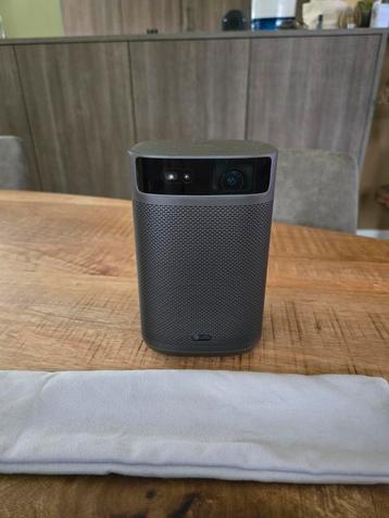 Beamer Xgimi Mogo 2 Pro + Officiële Standaard & Case  beschikbaar voor biedingen