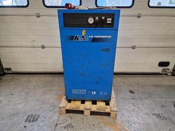 Geluidgedempte zuigercompressor B7000 beschikbaar voor biedingen