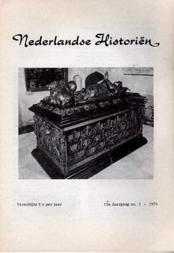 nederlandse historien 1973,1974,1975,1976,1977,1988 2 mappen beschikbaar voor biedingen