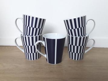 5 grote bekers Multiple Choice, blauw wit beschikbaar voor biedingen