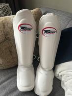 Twins scheenbeschermers wit maat L, Sport en Fitness, Vechtsporten en Zelfverdediging, Ophalen, Overige, Vechtsportbescherming
