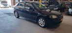 Opel Astra 1.6 Njoy. + NIEUWE APK, Voorwielaandrijving, Stof, Gebruikt, 4 cilinders