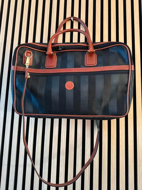 Originele Fendi reistas, Sieraden, Tassen en Uiterlijk, Tassen | Reistassen en Weekendtassen, Gebruikt, Zwart, 30 cm of meer, Verzenden
