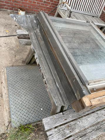 Velux GGL 304 beschikbaar voor biedingen