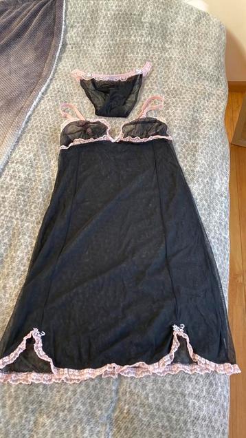 DOLCE & GABBANA LINGERIE SETJE ZWART MET ROZE MAAT XS beschikbaar voor biedingen