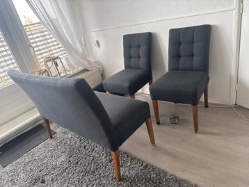 Stoelen en Zitbank Set beschikbaar voor biedingen