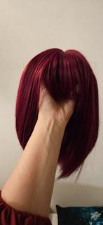 Rode Pruik - Korte Bob Stijl, Hobby en Vrije tijd, Kostuums, Theaterbenodigdheden en LARP, Ophalen of Verzenden, Zo goed als nieuw