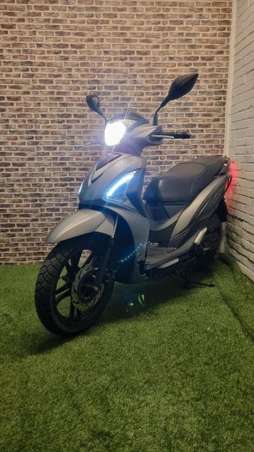 Goed rijdende Sym Phony ST brommer 2019! beschikbaar voor biedingen