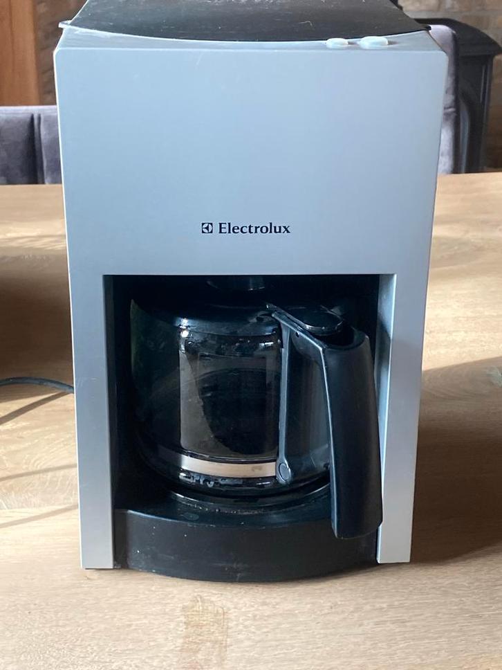 Te koop Electrolux Koffiezetapparaat!!, Witgoed en Apparatuur, Koffiezetapparaten, Gebruikt, Gemalen koffie, Koffiemachine, 10 kopjes of meer