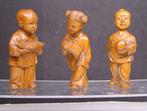 chinese beeldjes buxes hout, Verzamelen, Beelden en Beeldjes, Verzenden, Gebruikt, Mens