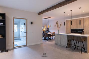 Restpartijen Keramische Tegels 100x100 - 180m2+ beschikbaar voor biedingen