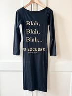 MUKI jurk zwart met goudkleurige tekst, maat L/XL, Maat 38/40 (M), Zwart, Ophalen of Verzenden, Zo goed als nieuw
