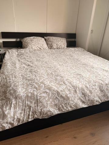 GRATIS OPHALEN!! Bed 180x200 incl 2 matrassen en topper