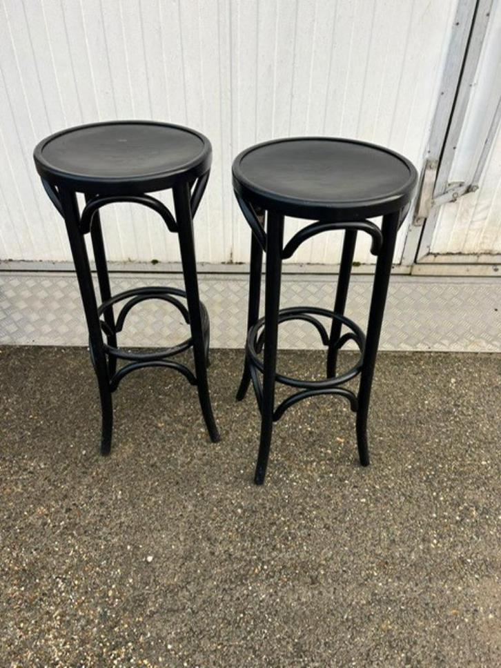 3 stuks houten Fameg bistro thonet krukken horeca mancave, Huis en Inrichting, Barkrukken, Zo goed als nieuw, 60 tot 90 cm, Hout