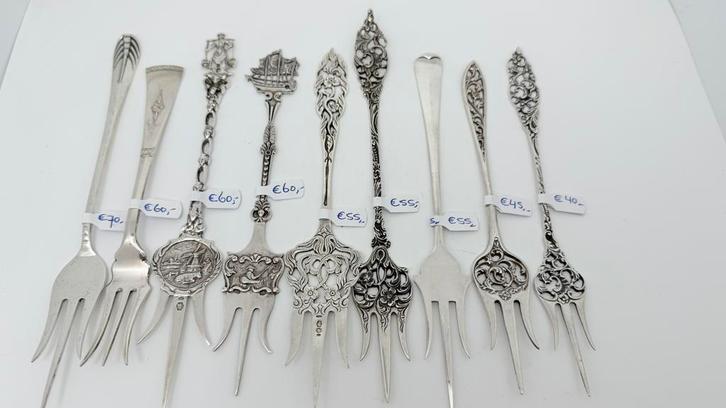 7 gave Hollands zilveren antieke cakevorken., Antiek en Kunst, Antiek | Goud en Zilver, Zilver, Ophalen of Verzenden
