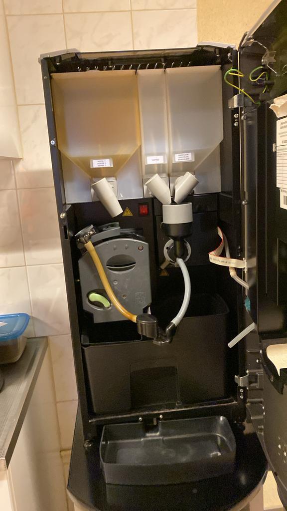 Virtu 1 Pelican Rouge Koffiemachine - Professioneel, Witgoed en Apparatuur, Koffiezetapparaten, Gebruikt, Gemalen koffie, Koffiemachine
