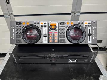 Pioneer CMX-3000 dubbele cd-speler beschikbaar voor biedingen