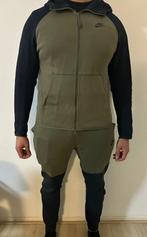 Nike Tech Fleece Pak – Groen – Zo Goed Als Nieuw, Kleding | Heren, Sportkleding, Ophalen, Maat 52/54 (L), Nike, Zo goed als nieuw