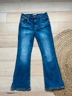 Cup of Joe jeans Mathilda (flaired) 32-32, Ophalen of Verzenden, Zo goed als nieuw, Blauw, W30 - W32 (confectie 38/40)