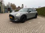 Mini Clubman Cooper 1.5 136pk 2019 Moonwalk grey, Auto's, Mini, Voorwielaandrijving, 65 €/maand, Leder en Stof, Handgeschakeld