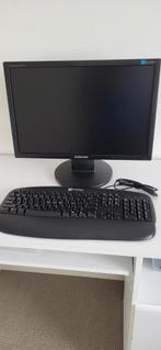 samsung 21.5 inch monitor inclusief logitech toetsenbord, Samsung, 60 Hz of minder, Gebruikt, Ophalen