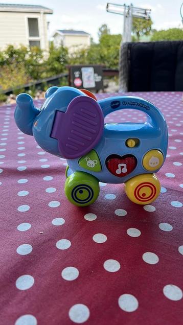 2 Vtech olifanten beschikbaar voor biedingen
