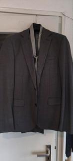 Donker grijs 2 delig pak (NHL Stenden), Kleding | Heren, Kostuums en Colberts, Ophalen of Verzenden, Zo goed als nieuw, Maat 48/50 (M)