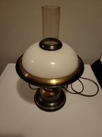 Vintage tafellamp (olie ) lamp model, Minder dan 50 cm, Ophalen of Verzenden, Zo goed als nieuw, Glas
