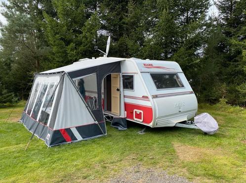 Kabe Briljant-XL caravan,mover + 2 tenten, Caravans en Kamperen, Caravans, Particulier, tot en met 3, 1000 - 1250 kg, Standaardzit