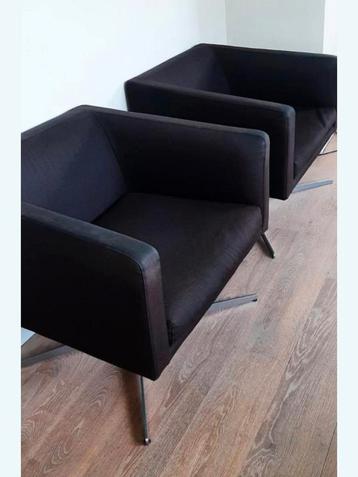 2 design fauteuils Verzelloni Cubica samen €350 beschikbaar voor biedingen