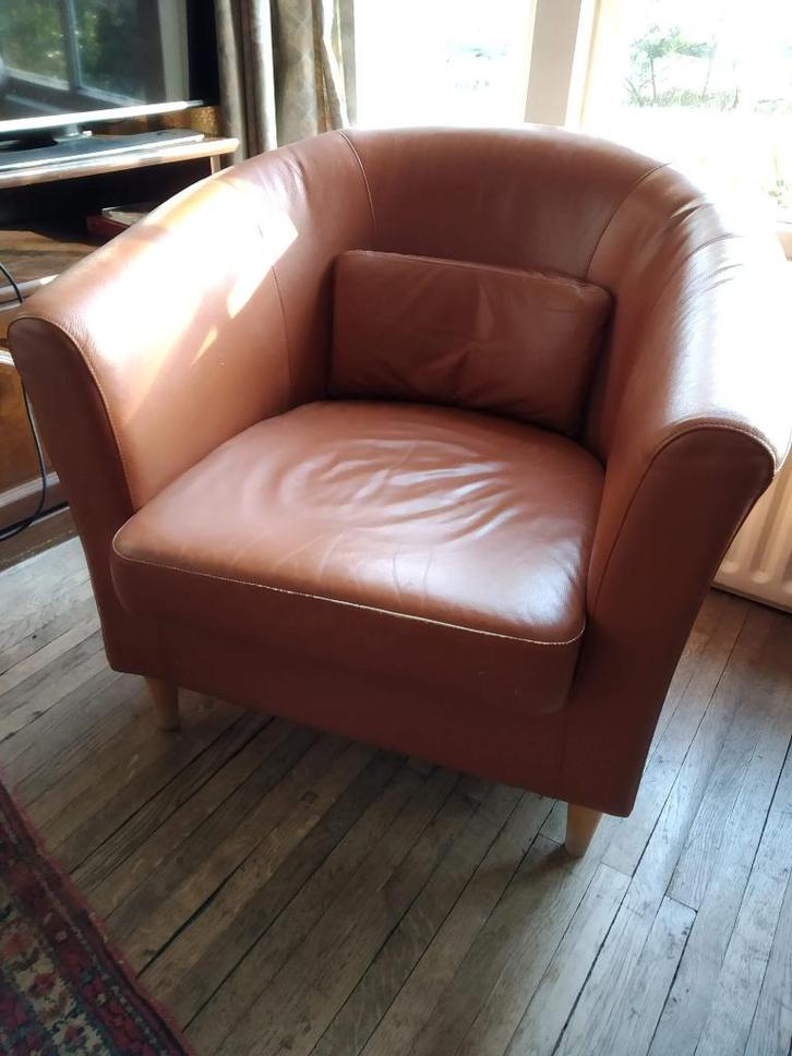 Bruin leren fauteuil IKEA Tullsta, Huis en Inrichting, Fauteuils, Gebruikt, Leer, 75 tot 100 cm, Minder dan 75 cm, Ophalen