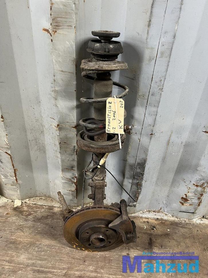RENAULT CLIO 2 1.2 rechts voor veerpoot 1998-2005, Auto-onderdelen, Ophanging en Onderstel, Renault, Gebruikt, Ophalen of Verzenden