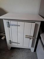 Nachtkastje lichtgrijs, Ophalen, Gebruikt, Hout, Minder dan 45 cm
