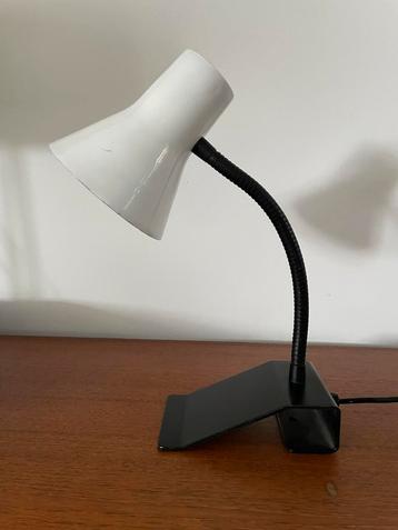 Jaren ‘60 tafel / bureaulamp beschikbaar voor biedingen