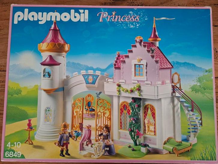 Playmobil 6849 koninklijk slot, Kinderen en Baby's, Speelgoed | Playmobil, Zo goed als nieuw, Ophalen