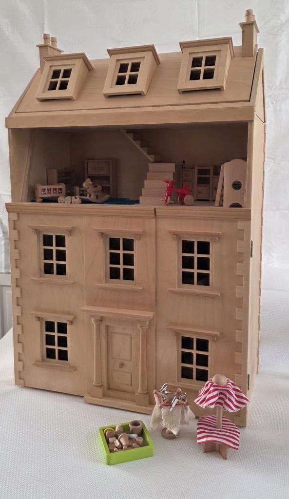 Houten Poppenhuis Victoriaans incl Plantoys interieur, Verzamelen, Poppenhuizen en Toebehoren, Zo goed als nieuw, Poppenhuis, Ophalen