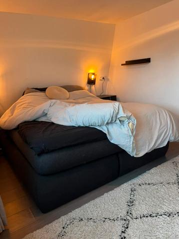 Boxspring beschikbaar voor biedingen