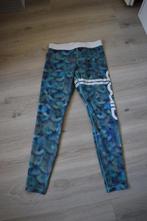 Mooie blauw/groene sportlegging Aimn maat M, Kleding | Dames, Sportkleding, Maat 38/40 (M), Overige kleuren, Ophalen of Verzenden