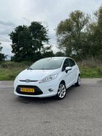 Ford Fiësta 1.25 5DR 2012 1e Eigenaar, Leder, Cruise Control, Voorwielaandrijving, 4 cilinders, Wit, Handgeschakeld