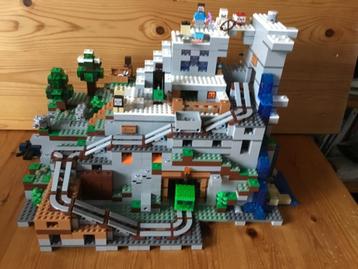 Lego 21137 Minecraft Mountain Cavendish Rek5 beschikbaar voor biedingen