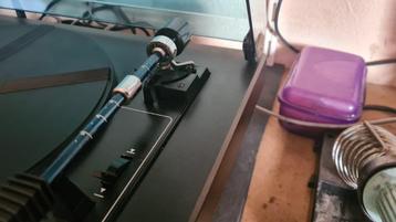 Philips N4504 tapedeck plus Luxor draaitafel.  beschikbaar voor biedingen