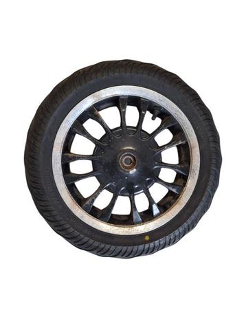 Achterband achtervelg origineel Vespa Sprint beschikbaar voor biedingen